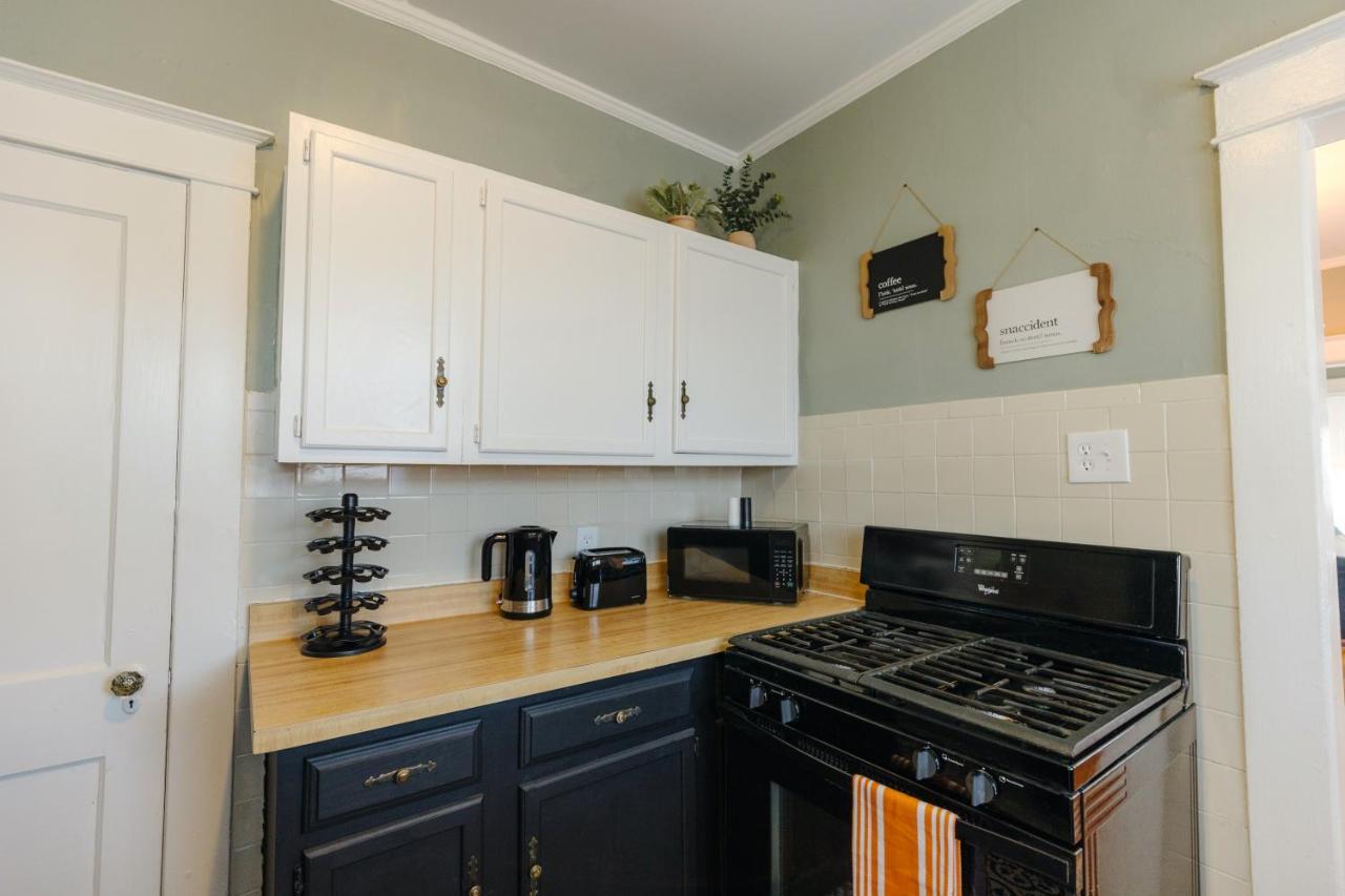 Villa Historic Revival 2Br Midtown Memphis Free Parking Fast Wifi Free Parking Yes Pets Exterior foto