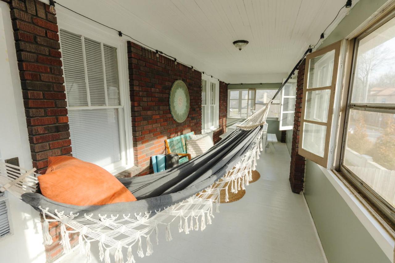 Villa Historic Revival 2Br Midtown Memphis Free Parking Fast Wifi Free Parking Yes Pets Exterior foto