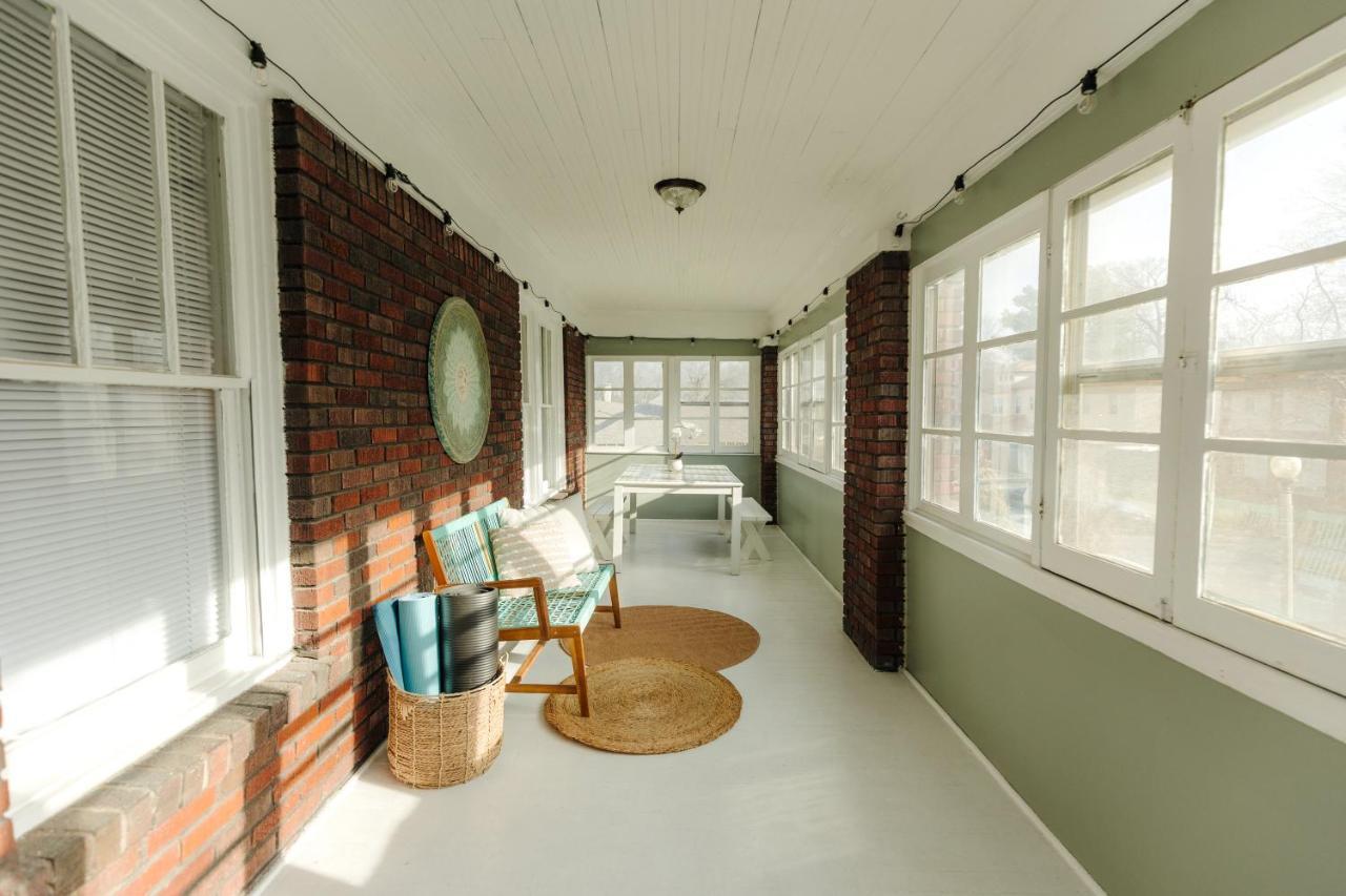 Villa Historic Revival 2Br Midtown Memphis Free Parking Fast Wifi Free Parking Yes Pets Exterior foto