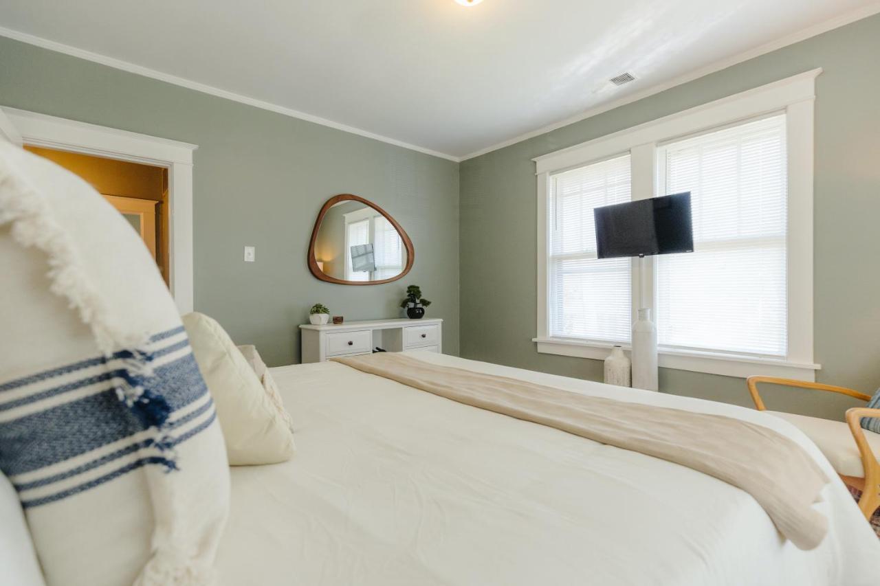 Villa Historic Revival 2Br Midtown Memphis Free Parking Fast Wifi Free Parking Yes Pets Exterior foto